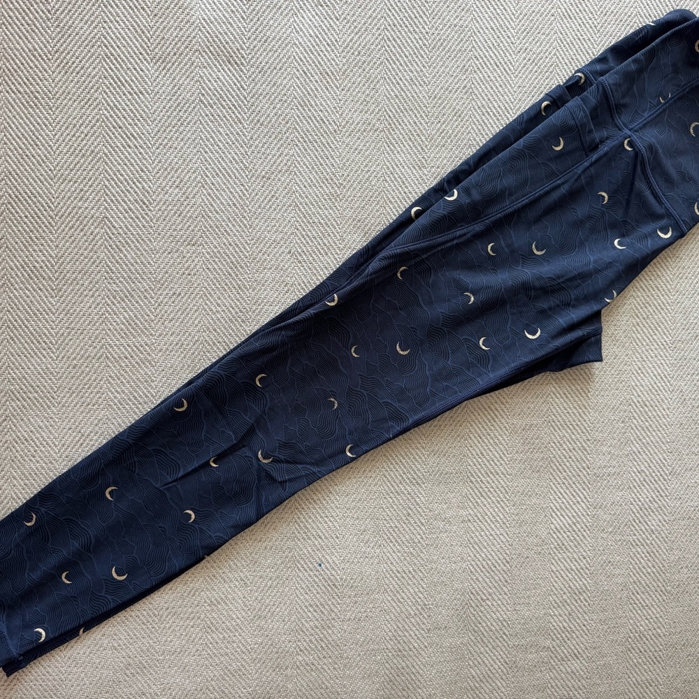 ZYIA Active Navy Leggings with Crescent Pattern